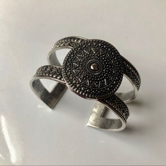 Cuff Bracelet Bohemian style - Picture 3 of 4